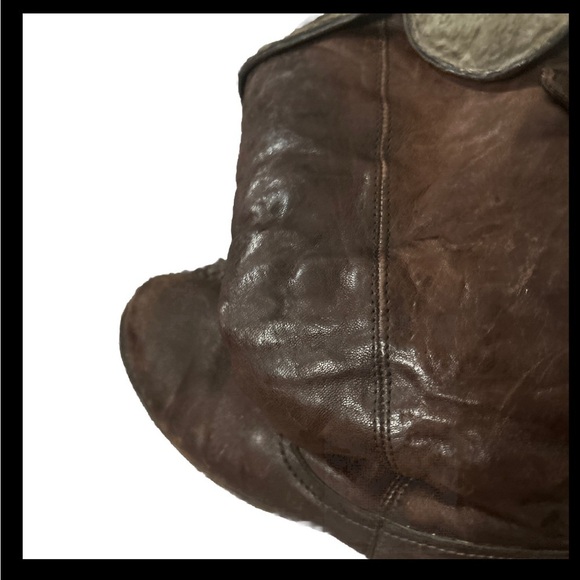 Frye women’s boots in a size 8 with wear - Picture 5 of 9